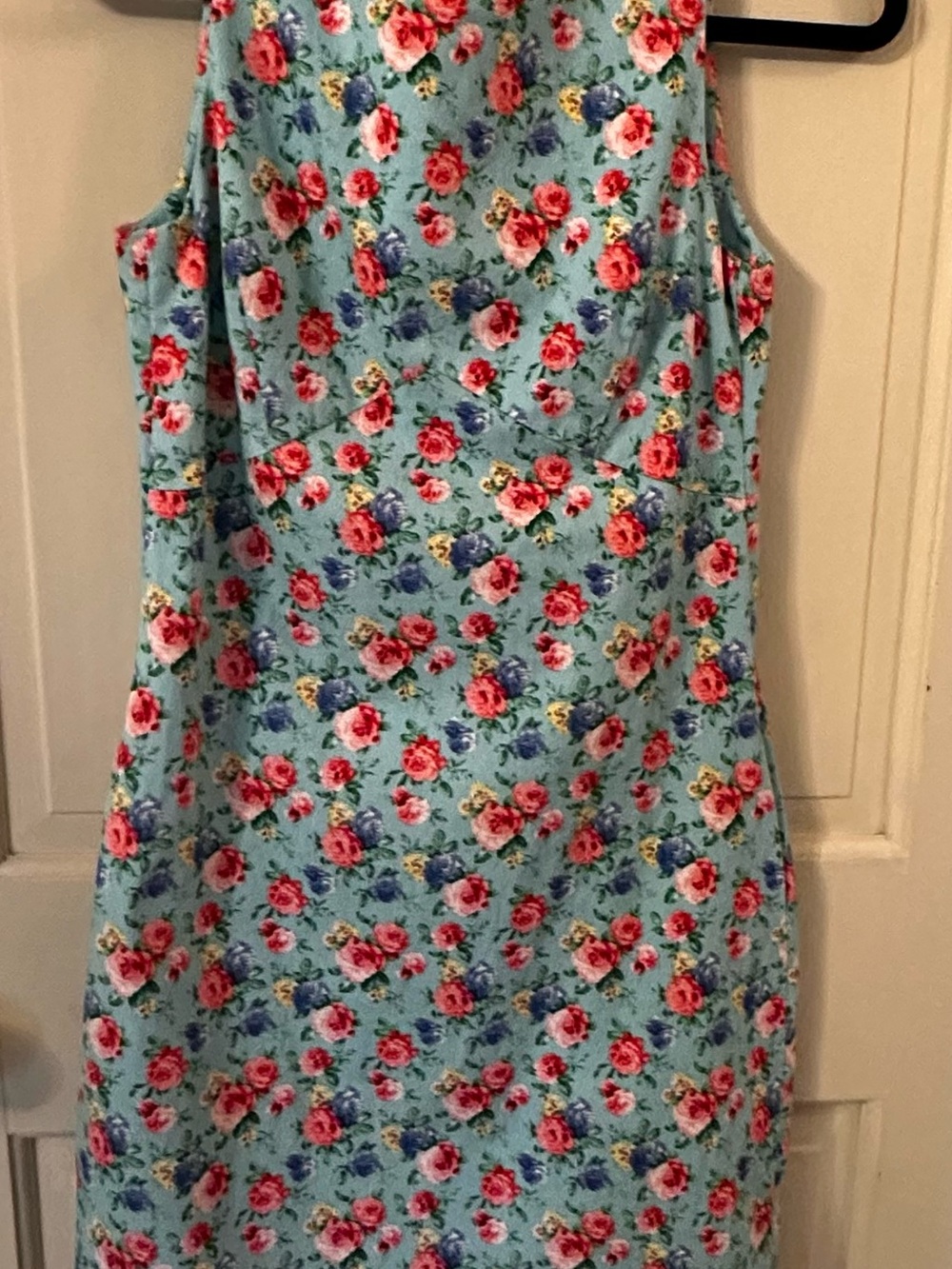 Rose Dress . - Picture 4 of 12